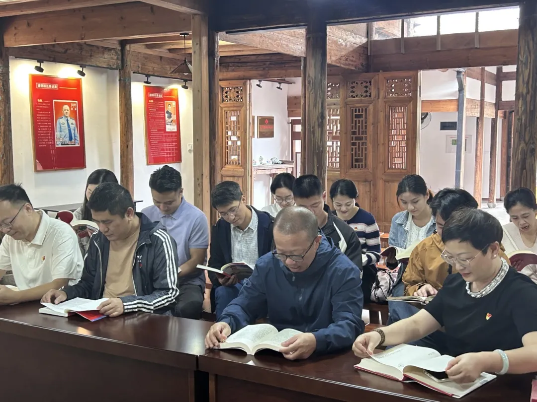 【党的建设】H动画
下属企业福宁公司开展“学先进、强担当、践初心”主题党日活动