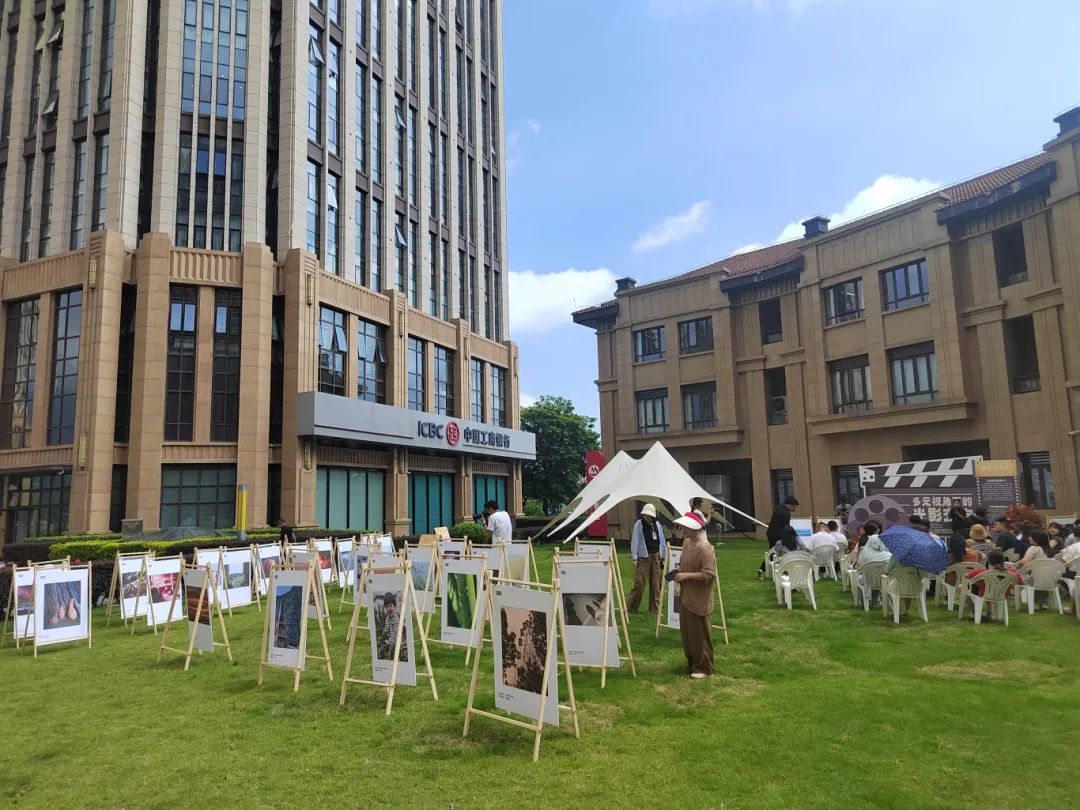 4db18c6d031fe4a141a107674c073077.jpg 4db18c6d031fe4a141a107674c073077.jpg